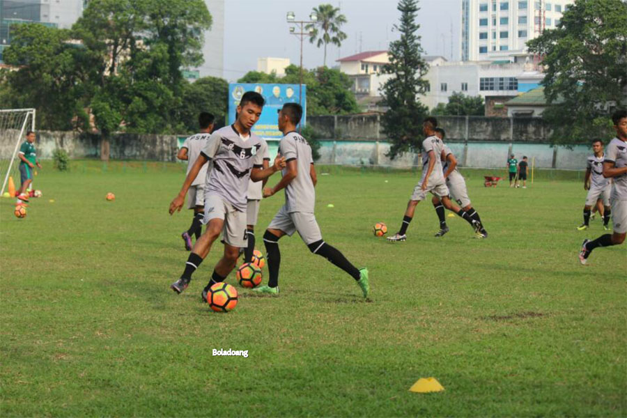 Jelang 8 Besar, Skuad PSMS Belum Terima Gaji dan Tinggal di Barak